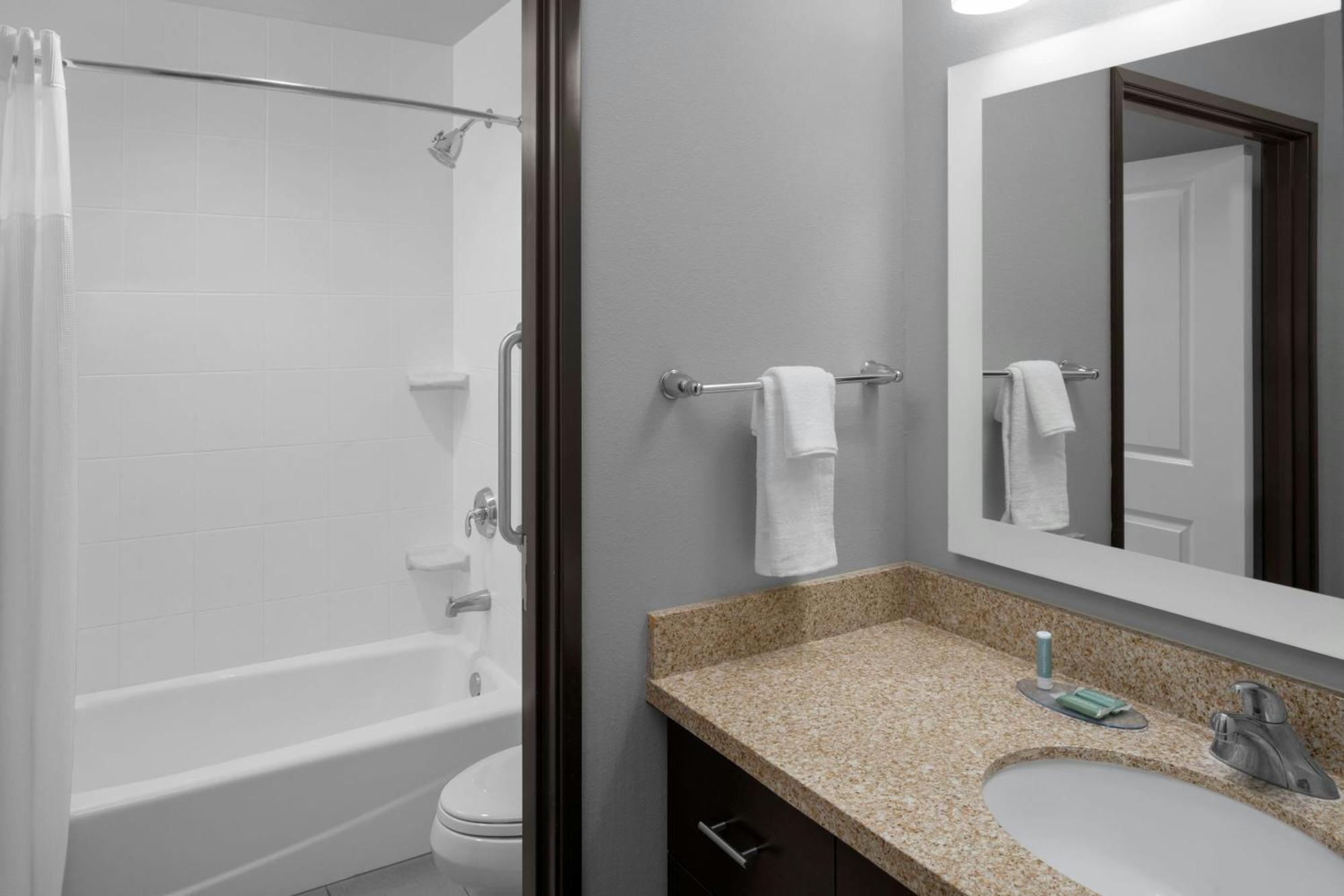 Towneplace Suites By Marriott Carlsbad Exterior photo