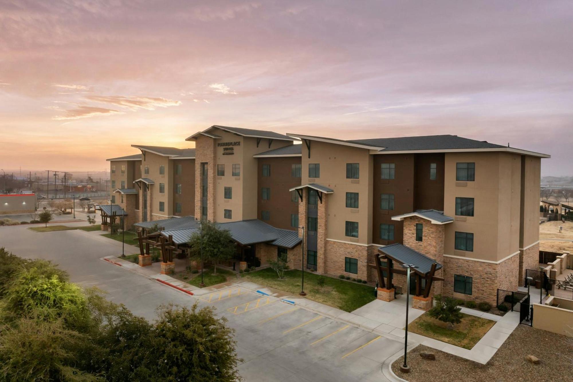 Towneplace Suites By Marriott Carlsbad Exterior photo